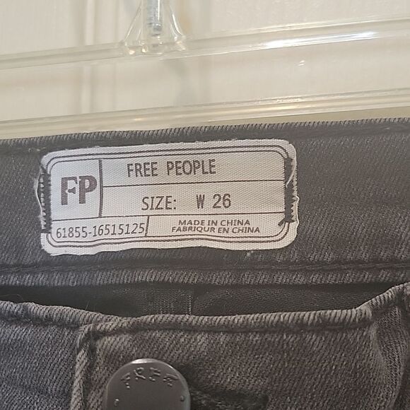 FREE PEOPLE Distressed Gray High Waisted Jeans Size 26 - Picture 7 of 10